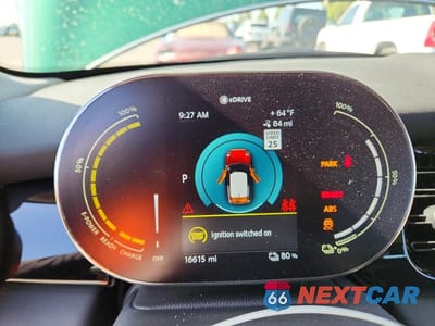 Zdjęcie 9 z 12 samochodu: 2024 MINI COOPER SE VIN:WMW13DJ01R2V87986 - miniatura