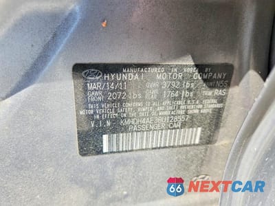 Zdjęcie 12 z 12 samochodu: 2011 HYUNDAI ELANTRA GLS VIN:KMHDH4AE3BU128557 - miniatura