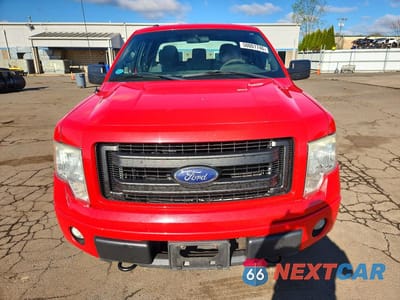 Piąte zdjęcie samochodu w środku: 2013 FORD F150 SUPER CAB VIN:1FTFX1EF7DFD14837 - miniatura