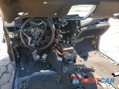 Zdjęcie 8 z 11 samochodu: 2015 CADILLAC ESCALADE ESV PLATINUM VIN:1GYS4UKJ8FR596905 - miniatura