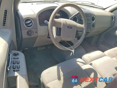 Zdjęcie 8 z 12 samochodu: 2005 FORD F150 SUPERCREW VIN:1FTPW12515FB35259 - miniatura