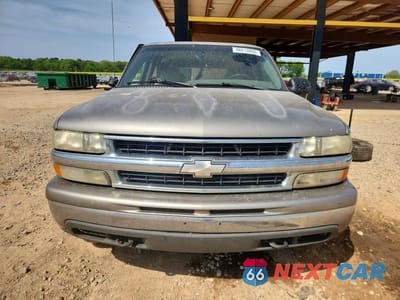 Piąte zdjęcie samochodu w środku: 2000 CHEVROLET TAHOE K1500 VIN:1GNEK13T1YJ173079 - miniatura