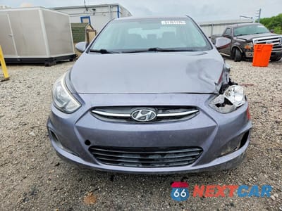Piąte zdjęcie samochodu w środku: 2017 HYUNDAI ACCENT SE VIN:KMHCT4AE6HU283283 - miniatura