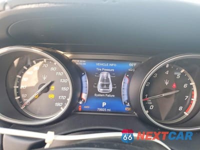 Zdjęcie 9 z 13 samochodu: 2017 MASERATI LEVANTE LUXURY VIN:ZN661XUL2HX263371 - miniatura