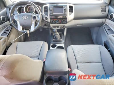 Zdjęcie 8 z 11 samochodu: 2013 TOYOTA TACOMA V6 VIN:5TFLU4ENXDX064735 - miniatura