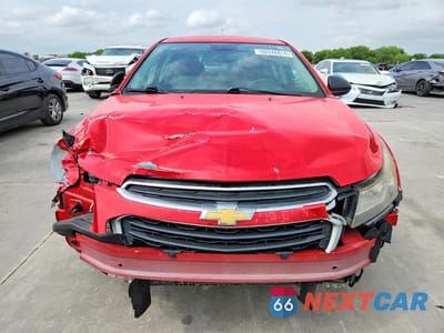 Piąte zdjęcie samochodu w środku: 2015 CHEVROLET CRUZE LS VIN:1G1PA5SH0F7165616 - miniatura