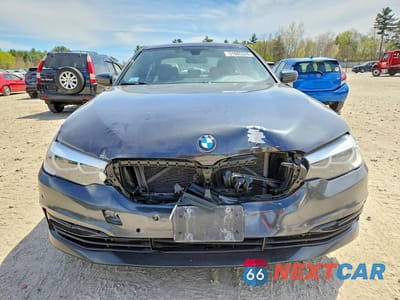 Piąte zdjęcie samochodu w środku: 2017 BMW 530 XI VIN:WBAJA7C32HWA70446 - miniatura