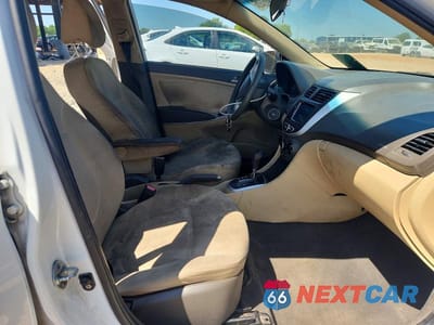 Zdjęcie 7 z 13 samochodu: 2012 HYUNDAI ACCENT GLS VIN:KMHCT4AE8CU185283 - miniatura