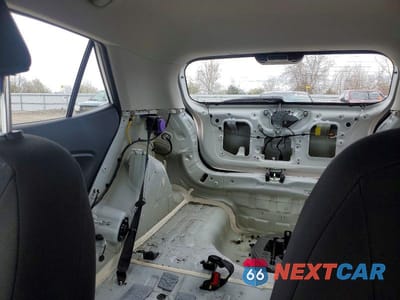 Zdjęcie 10 z 14 samochodu: 2022 HYUNDAI VENUE SE VIN:KMHRB8A31NU208411 - miniatura