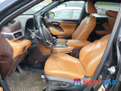 Zdjęcie 7 z 13 samochodu: 2020 TOYOTA HIGHLANDER HYBRID PLATINUM VIN:5TDEBRCH3LS002087 - miniatura