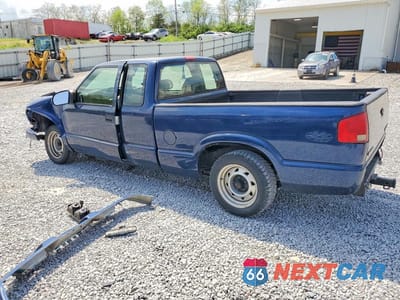 Drugie zdjęcie samochodu z przodu: 2003 CHEVROLET S TRUCK S10 VIN:1GCCS19H838143743 - miniatura