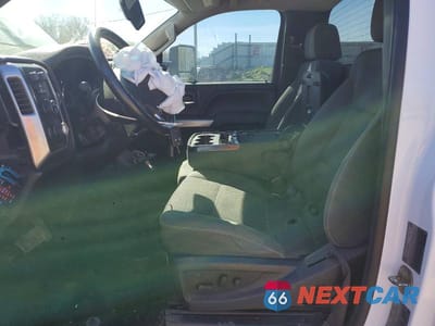 Zdjęcie 7 z 11 samochodu: 2016 CHEVROLET SILVERADO K3500 LT VIN:1GC3KZC80GZ176078 - miniatura