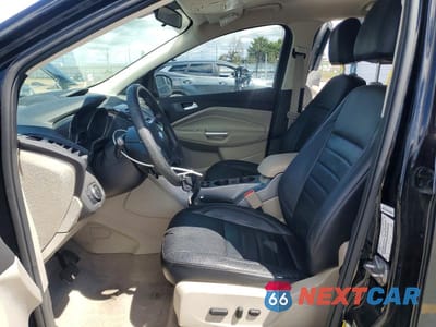 Zdjęcie 7 z 13 samochodu: 2016 FORD ESCAPE SE VIN:1FMCU0GX6GUC01727 - miniatura