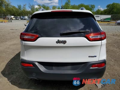 Zdjęcie 6 z 12 samochodu: 2014 JEEP CHEROKEE LATITUDE VIN:1C4PJLCBXEW171272 - miniatura