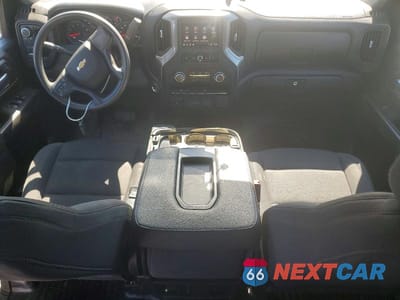 Zdjęcie 8 z 11 samochodu: 2024 CHEVROLET SILVERADO K3500 VIN:1GB4YSEY3RF237200 - miniatura