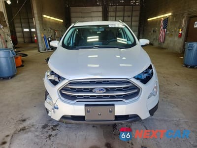 Piąte zdjęcie samochodu w środku: 2019 FORD ECOSPORT SE VIN:MAJ6S3GL2KC280615 - miniatura