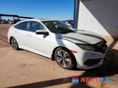 Czwarte zdjęcie samochodu z boku: 2018 HONDA CIVIC EX VIN:2HGFC1F31JH640774 - miniatura