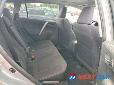 Zdjęcie 11 z 13 samochodu: 2017 TOYOTA RAV4 XLE VIN:2T3RFREVXHW690698 - miniatura