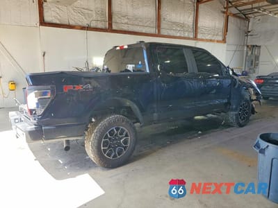Trzecie zdjęcie samochodu z tyłu: 2021 FORD F150 SUPERCREW VIN:1FTEW1EP1MFB24927 - miniatura