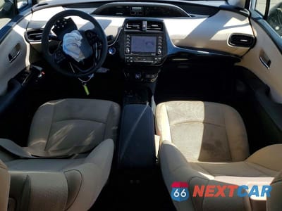 Zdjęcie 8 z 12 samochodu: 2021 TOYOTA PRIUS LE VIN:JTDKAMFU6M3132417 - miniatura