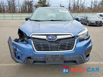 Piąte zdjęcie samochodu w środku: 2019 SUBARU FORESTER VIN:JF2SKACC8KH508608 - miniatura