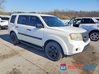 Czwarte zdjęcie samochodu z boku: 2011 HONDA PILOT LX VIN:5FNYF4H23BB067677 - miniatura