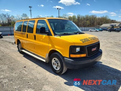 Czwarte zdjęcie samochodu z boku: 2014 GMC SAVANA G2500 PARATRANSIT VIN:1GDW7HCG9E1172912 - miniatura