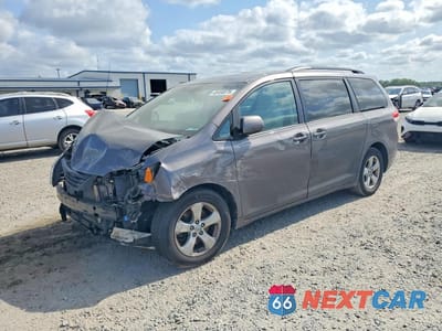 2012 TOYOTA SIENNA LE 8-PASSENGER 5TDKK3DC7CS261006 - główne zdjęcie licytacji z USA - miniatura