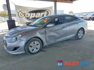 2012 HYUNDAI SONATA HYBRID KMHEC4A43CA023109 - główne zdjęcie licytacji z USA - miniatura