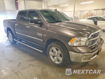 Czwarte zdjęcie samochodu z boku: 2018 RAM 1500 SLT 4WD 5.7L V-8 VIN:3C6RR7LT0JG195775 - miniatura