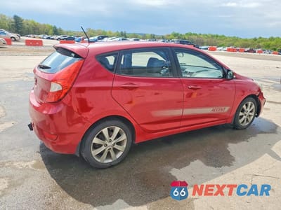 Trzecie zdjęcie samochodu z tyłu: 2013 HYUNDAI ACCENT SE VIN:KMHCU5AE5DU069351 - miniatura