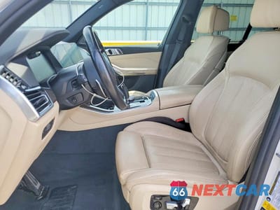 Zdjęcie 7 z 14 samochodu: 2021 BMW X5 XDRIVE40I VIN:5UXCR6C06M9F85297 - miniatura