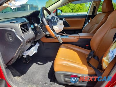 Zdjęcie 7 z 13 samochodu: 2021 LEXUS RX 350L BASE VIN:JTJHZKEAXM2020706 - miniatura