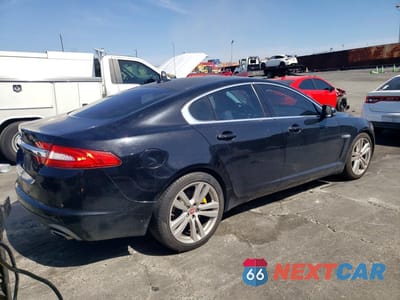 Trzecie zdjęcie samochodu z tyłu: 2012 JAGUAR XF VIN:SAJWA0FB7CLS29005 - miniatura
