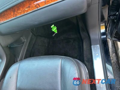 Piąte zdjęcie samochodu w środku: 2018 LINCOLN MKT VIN:2LMHJ5NK0JBL00114 - miniatura