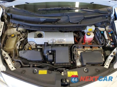 Zdjęcie 11 z 12 samochodu: 2012 TOYOTA PRIUS V THREE VIN:JTDZN3EU0C3162090 - miniatura