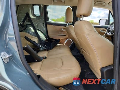 Zdjęcie 11 z 14 samochodu: 2018 JEEP RENEGADE SPORT VIN:ZACCJBABXJPH85502 - miniatura