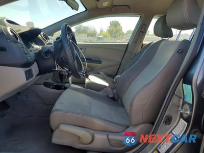 Zdjęcie 7 z 11 samochodu: 2012 HONDA INSIGHT EX VIN:JHMZE2H76CS002381 - miniatura