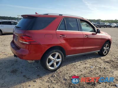 Trzecie zdjęcie samochodu z tyłu: 2018 MERCEDES-BENZ GLE 350 4MATIC VIN:4JGDA5HB3JB159694 - miniatura