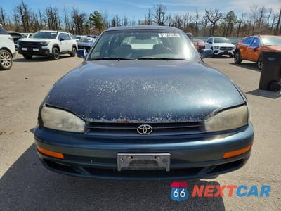 Piąte zdjęcie samochodu w środku: 1994 TOYOTA CAMRY LE VIN:4T1GK12W7RU057149 - miniatura