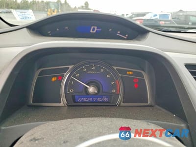 Zdjęcie 9 z 11 samochodu: 2010 ACURA CSX TECHNOLOGY VIN:2HHFD5E71AH201773 - miniatura
