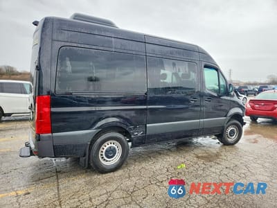 Trzecie zdjęcie samochodu z tyłu: 2023 MERCEDES-BENZ SPRINTER 2500 VIN:W1Z40FHY1PT141304 - miniatura