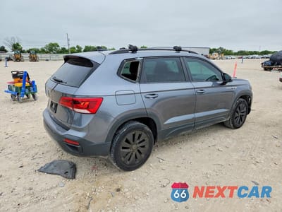 Trzecie zdjęcie samochodu z tyłu: 2022 VOLKSWAGEN TAOS S VIN:3VVDX7B21NM002706 - miniatura