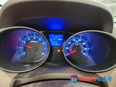 Zdjęcie 9 z 13 samochodu: 2011 HYUNDAI TUCSON GLS VIN:KM8JUCAC7BU212579 - miniatura