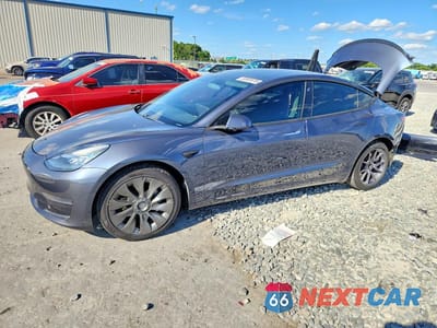 2020 TESLA MODEL 3 5YJ3E1EA3LF590304 - główne zdjęcie licytacji z USA - miniatura