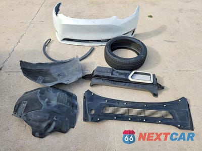 Zdjęcie 12 z 13 samochodu: 2022 TESLA MODEL Y VIN:7SAYGDEEXNF422959 - miniatura