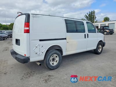 Trzecie zdjęcie samochodu z tyłu: 2012 GMC SAVANA G2500 DELIVERY VAN VIN:1GTW7FCA8C1190352 - miniatura
