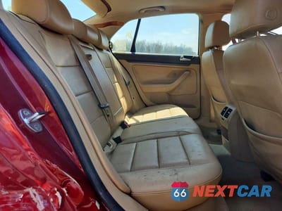 Zdjęcie 10 z 12 samochodu: 2006 VOLKSWAGEN JETTA 2.5 VIN:3VWRG71K96M620361 - miniatura