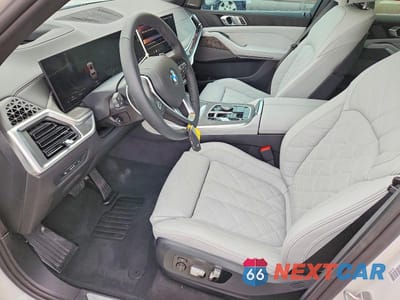 Zdjęcie 7 z 14 samochodu: 2026 BMW X5 XDRIVE40I VIN:5UX23EU00T9328881 - miniatura