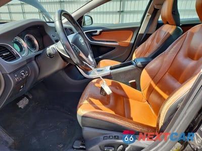 Zdjęcie 7 z 13 samochodu: 2012 VOLVO S60 T5 VIN:YV1622FS0C2058394 - miniatura